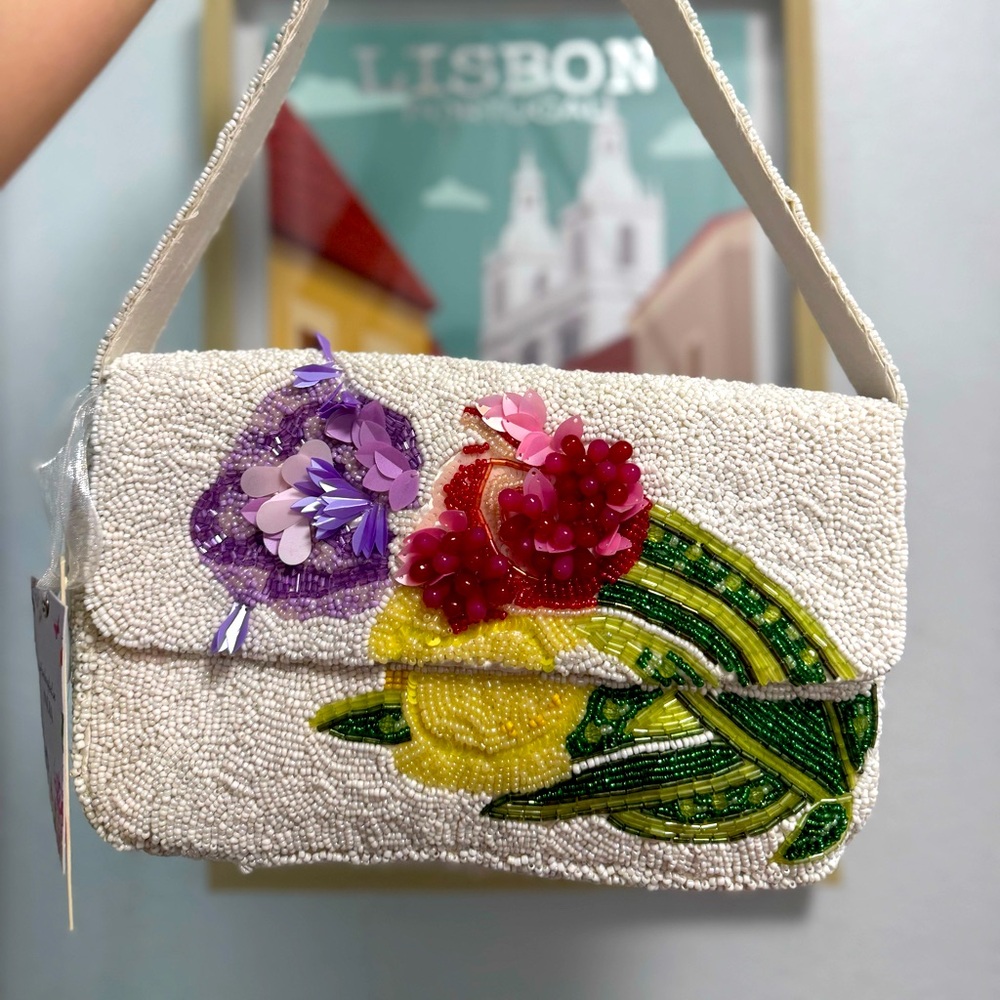Viral White and Floral Beaded Bag